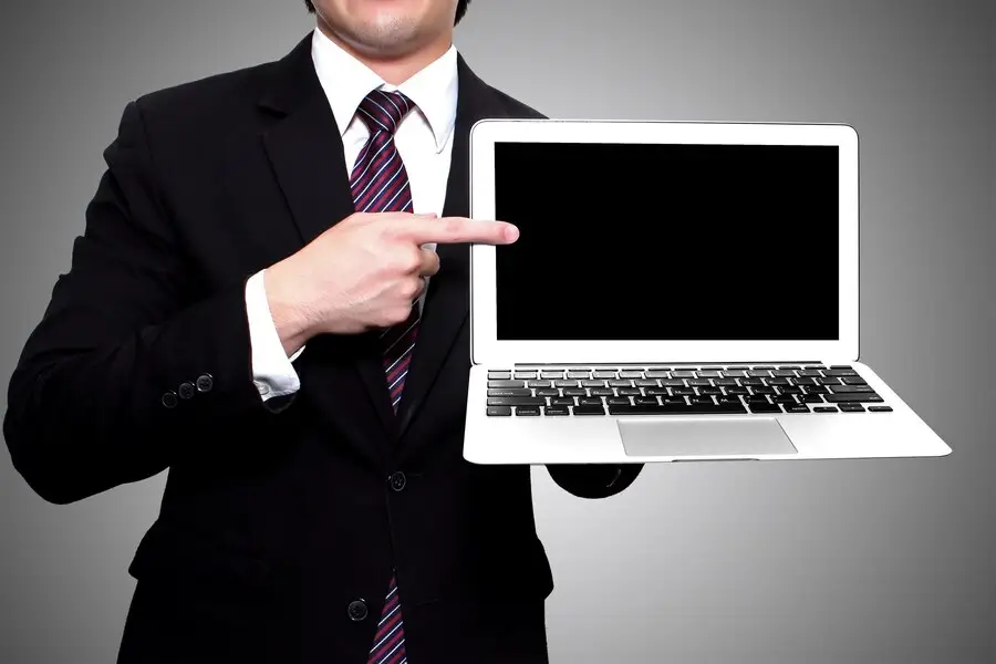 كيف تختار الكمبيوتر المحمول المثالي